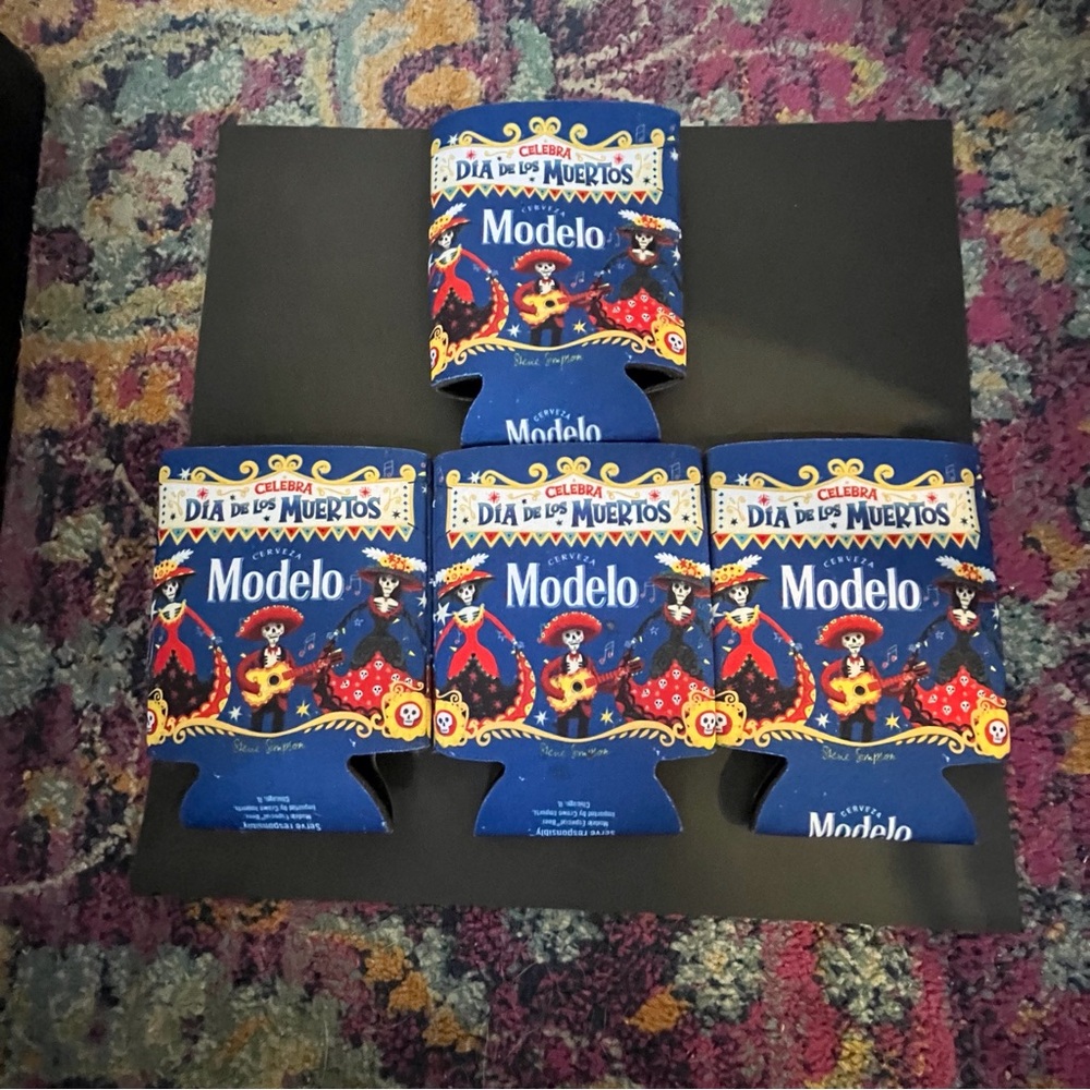 Modelo Dia De Los Muertos Can Bottle Coozies x 4 New Blue